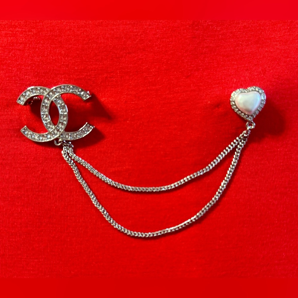 CHANEL Silver and White Brooch